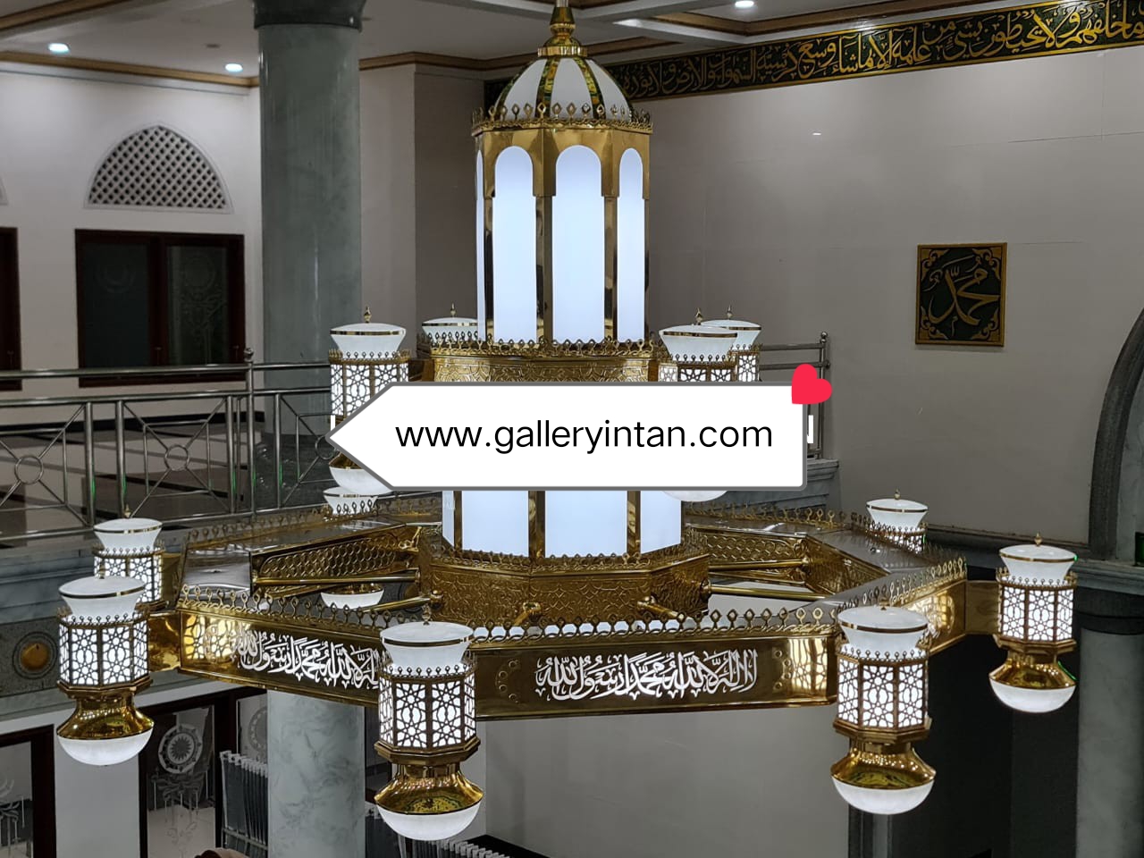 Replika Lampu Gantung Masjid Nabawi